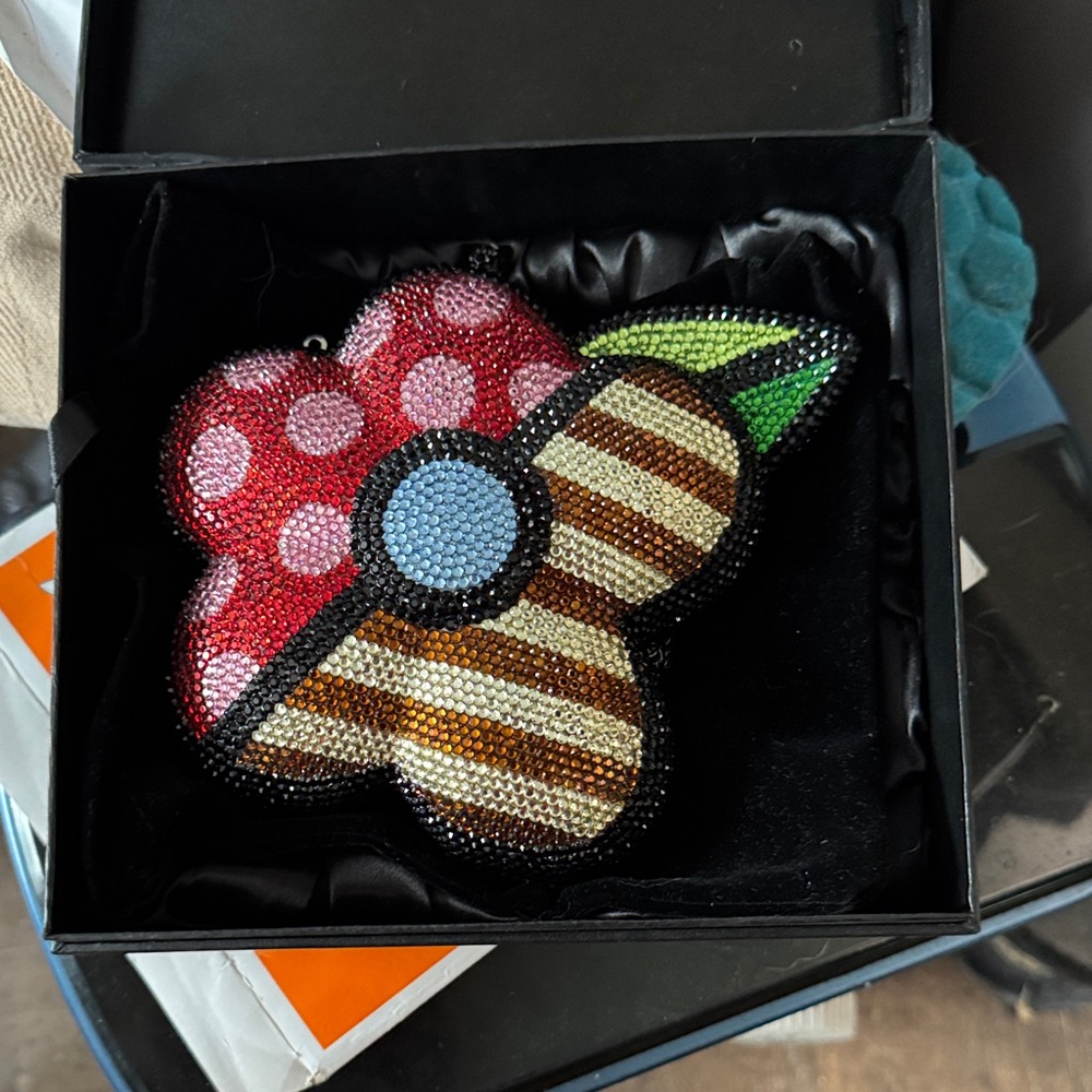 Britto Black Clutch